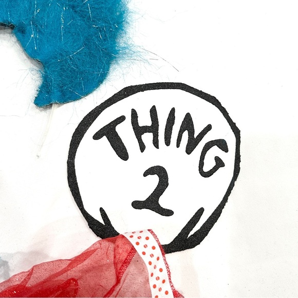 NWT Spirit Halloween Dr Seuss Cat in the Hat Thing 2 Girls 2pc Halloween Costume - Picture 7 of 8